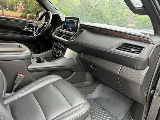 Chevrolet Suburban 4WD 4dr LT 2021