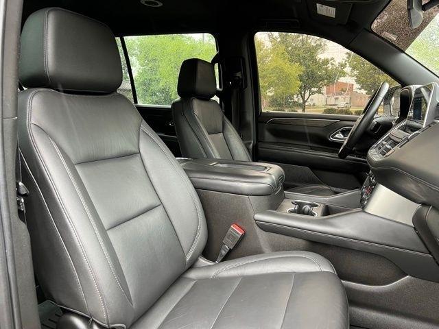 Chevrolet Suburban 4WD 4dr LT 2021