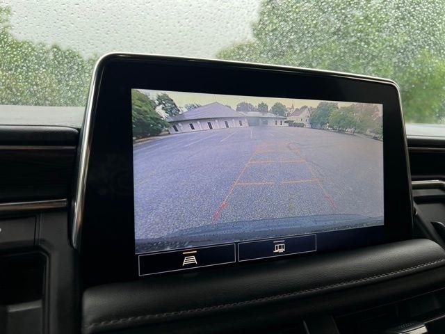 Chevrolet Suburban 4WD 4dr LT 2021