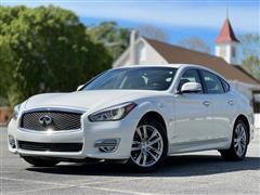 2019 Infiniti Q70 
