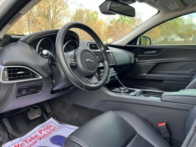 Jaguar XE 25t RWD 2018