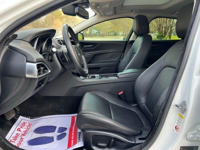 Jaguar XE 25t RWD 2018