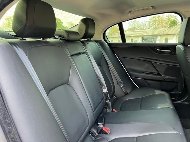 Jaguar XE 25t RWD 2018