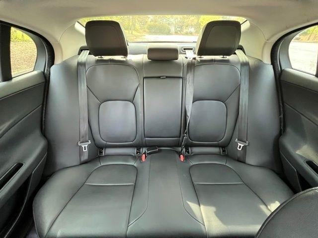 Jaguar XE 25t RWD 2018