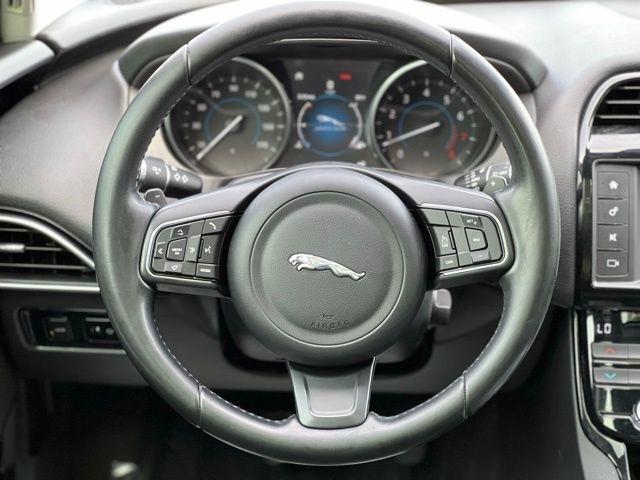 Jaguar XE 25t RWD 2018