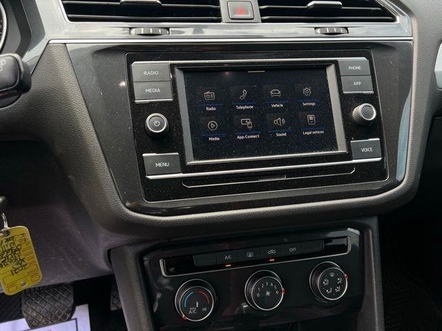 Volkswagen Tiguan 2.0T S FWD 2021