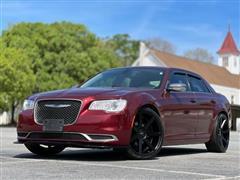 2018 Chrysler 300 