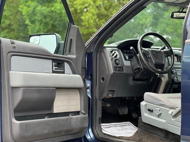 Ford F-150 4WD SuperCrew 145" XLT 2014