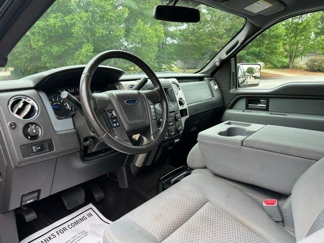 Ford F-150 4WD SuperCrew 145" XLT 2014