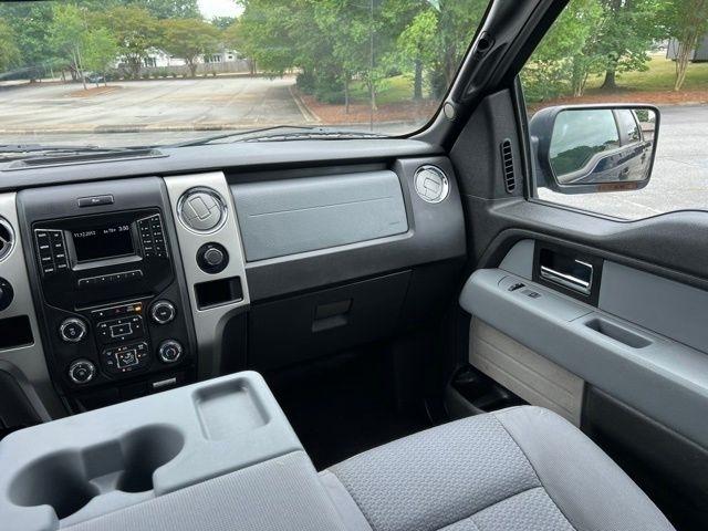 Ford F-150 4WD SuperCrew 145" XLT 2014
