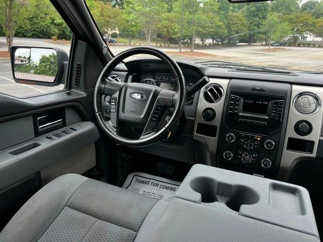 Ford F-150 4WD SuperCrew 145" XLT 2014
