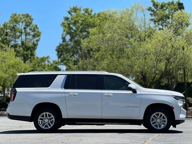Chevrolet Suburban 4WD 4dr LT 2021