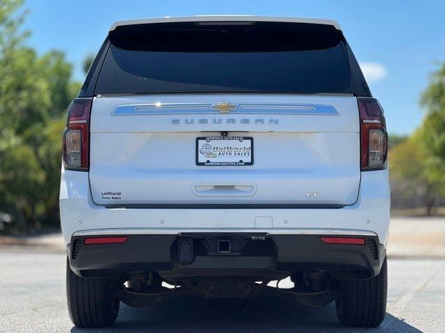 Chevrolet Suburban 4WD 4dr LT 2021