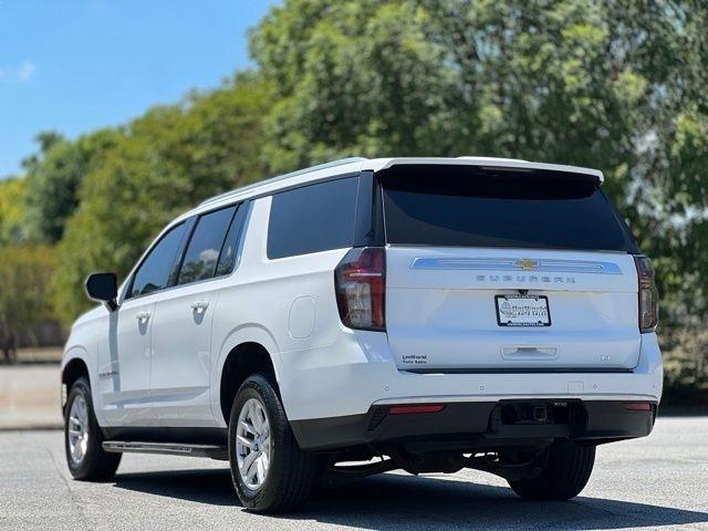 Chevrolet Suburban 4WD 4dr LT 2021