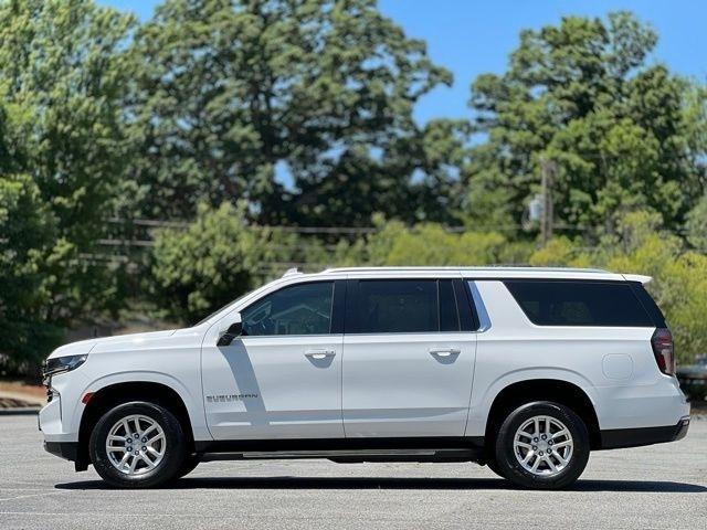 Chevrolet Suburban 4WD 4dr LT 2021