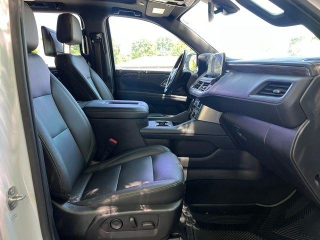 Chevrolet Suburban 4WD 4dr LT 2021