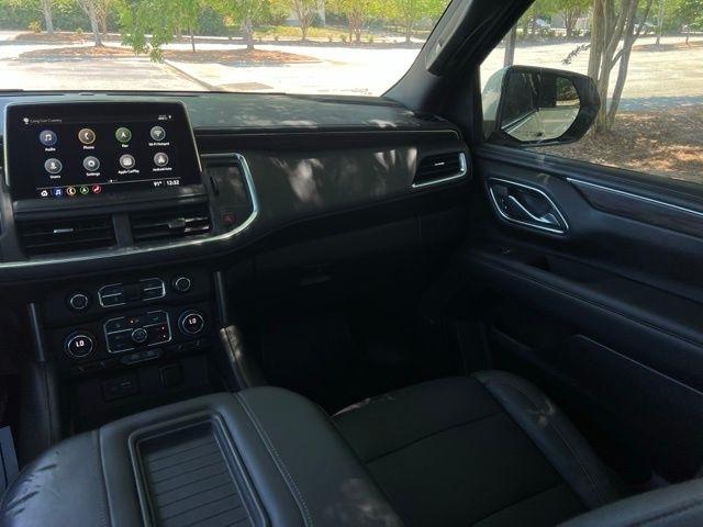 Chevrolet Suburban 4WD 4dr LT 2021
