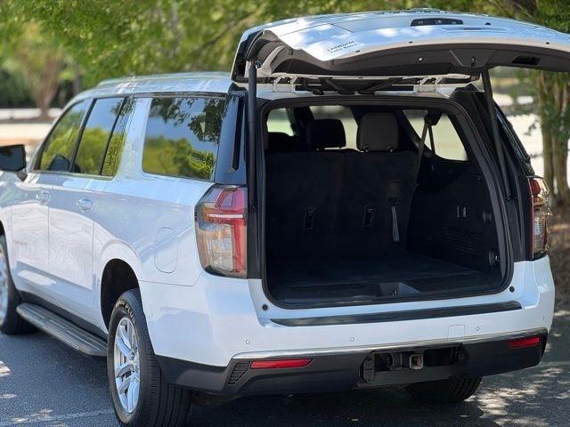 Chevrolet Suburban 4WD 4dr LT 2021