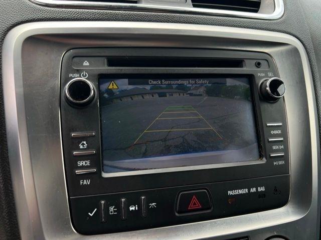 GMC Acadia FWD 4dr SLE1 2014