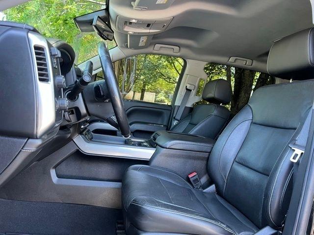 Chevrolet Silverado 1500 4WD Crew Cab 143.5" LTZ w/2LZ 2018