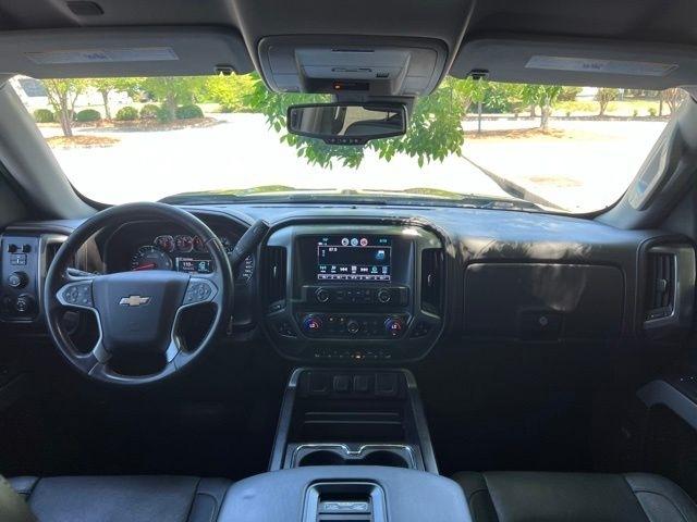 Chevrolet Silverado 1500 4WD Crew Cab 143.5" LTZ w/2LZ 2018