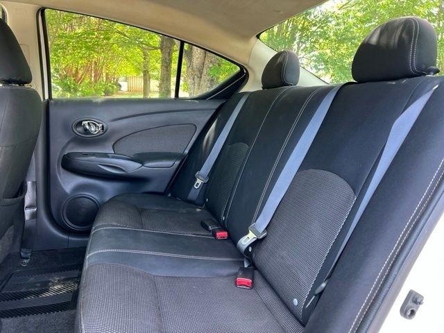 Nissan Versa 4dr Sdn CVT 1.6 SV 2014