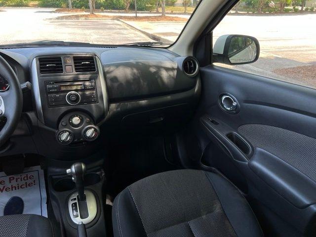 Nissan Versa 4dr Sdn CVT 1.6 SV 2014