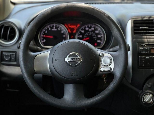Nissan Versa 4dr Sdn CVT 1.6 SV 2014