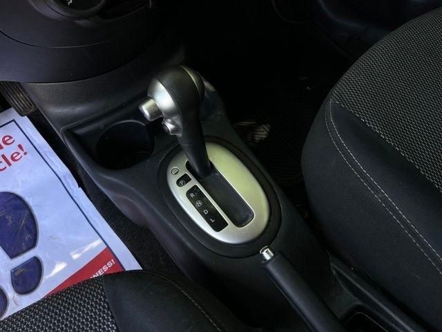 Nissan Versa 4dr Sdn CVT 1.6 SV 2014
