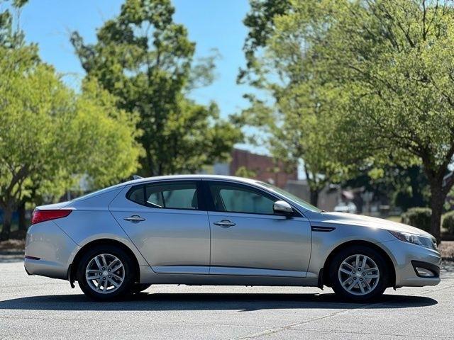 Kia Optima 4dr Sdn LX 2013