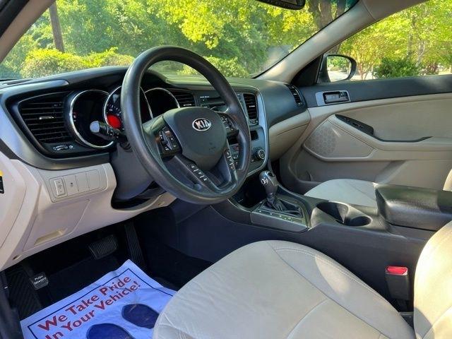 Kia Optima 4dr Sdn LX 2013