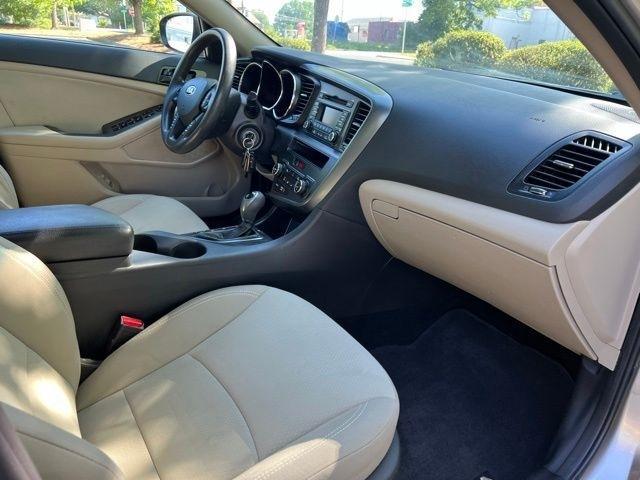 Kia Optima 4dr Sdn LX 2013