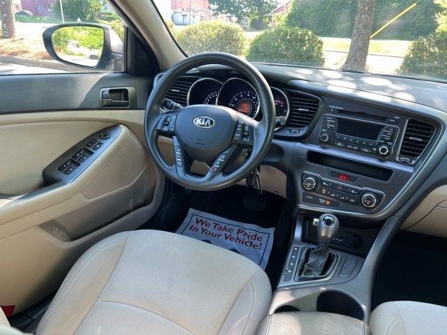Kia Optima 4dr Sdn LX 2013