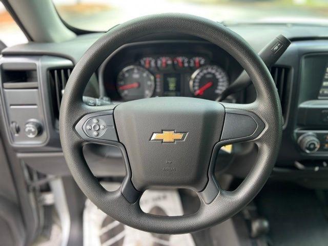 Chevrolet Silverado 1500 4WD Reg Cab 119.0" Work Truck 2016