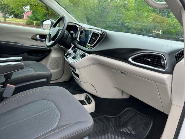 Chrysler Pacifica Touring FWD 2017