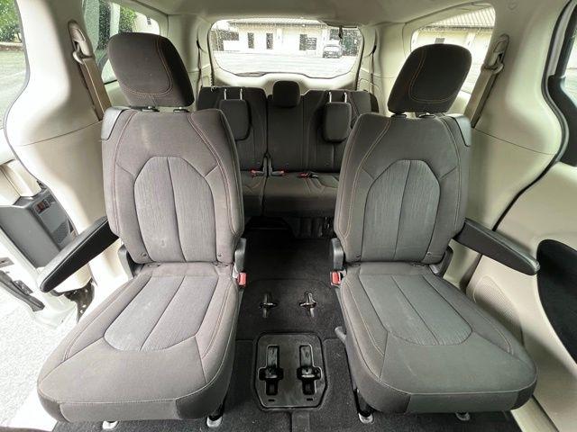 Chrysler Pacifica Touring FWD 2017