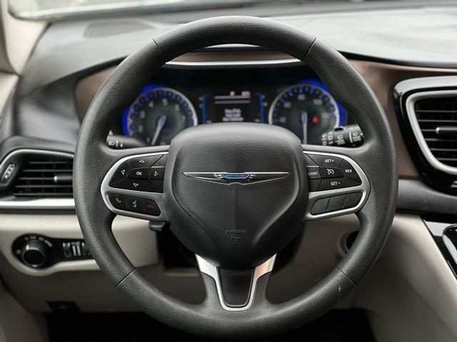 Chrysler Pacifica Touring FWD 2017