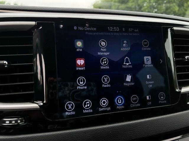 Chrysler Pacifica Touring FWD 2017