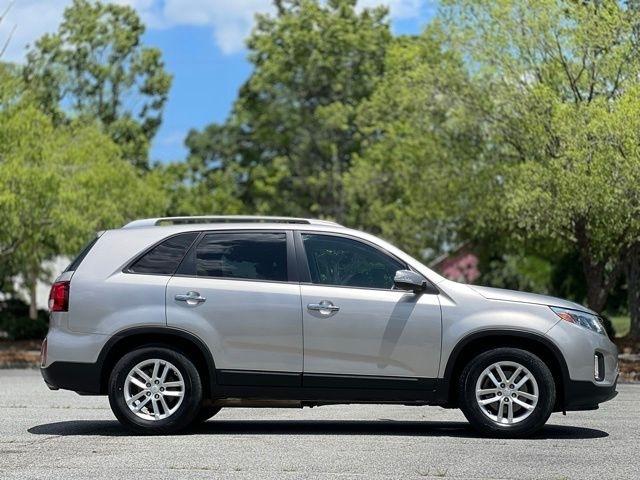 Kia Sorento 2WD 4dr I4 LX 2015