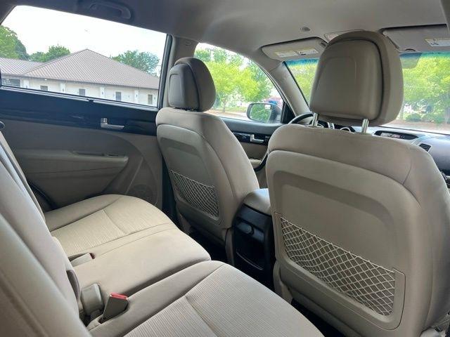 Kia Sorento 2WD 4dr I4 LX 2015