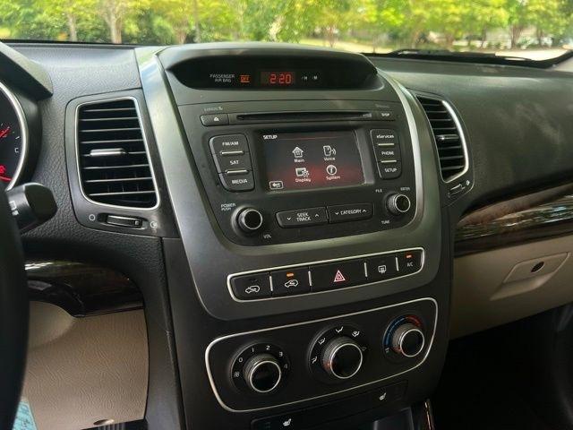 Kia Sorento 2WD 4dr I4 LX 2015