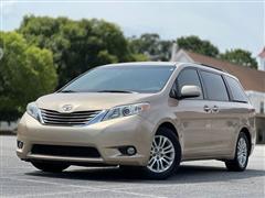 2013 Toyota Sienna 