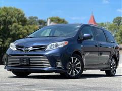 2018 Toyota Sienna 