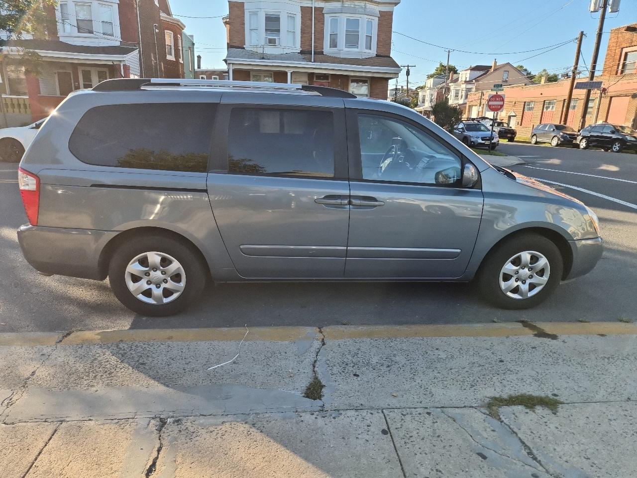Kia Sedona EX LWB 2009