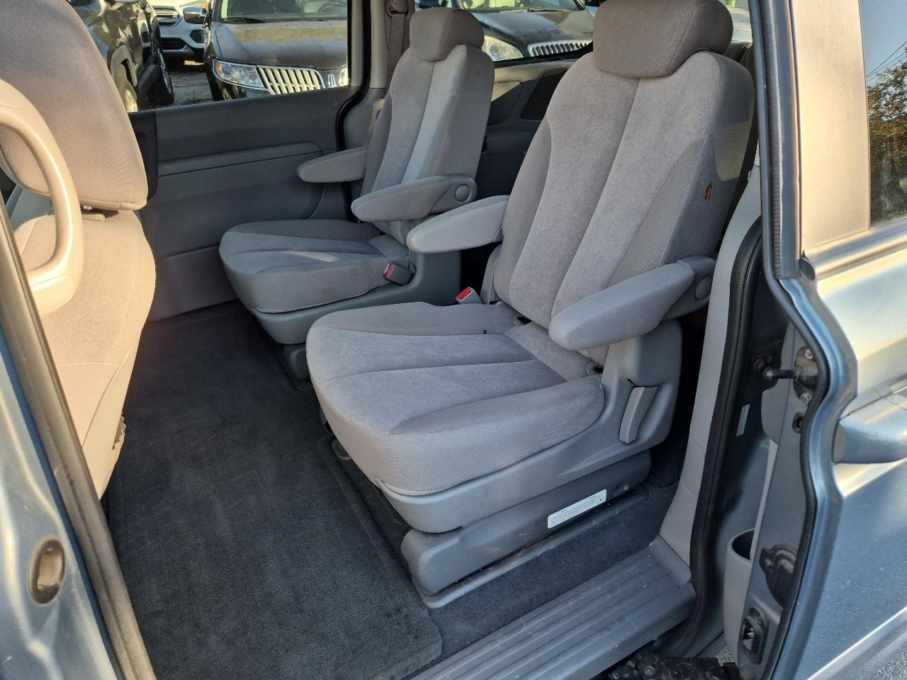 Kia Sedona EX LWB 2009