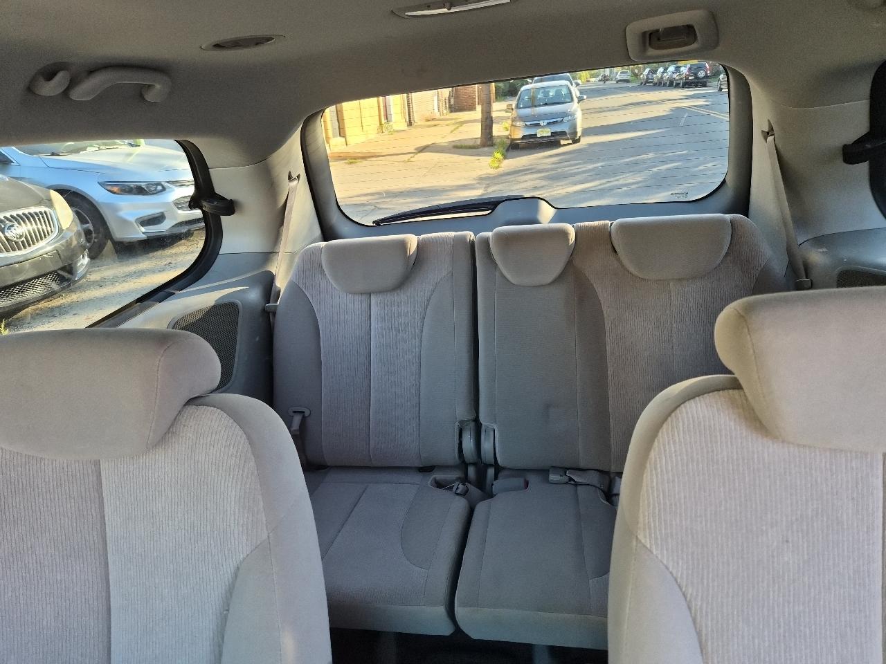 Kia Sedona EX LWB 2009