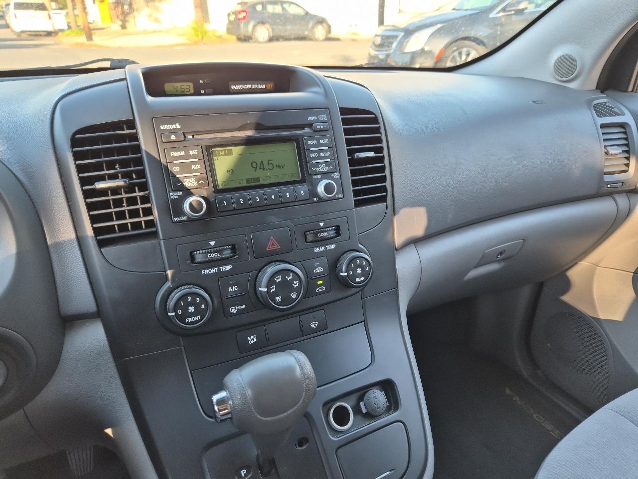 Kia Sedona EX LWB 2009