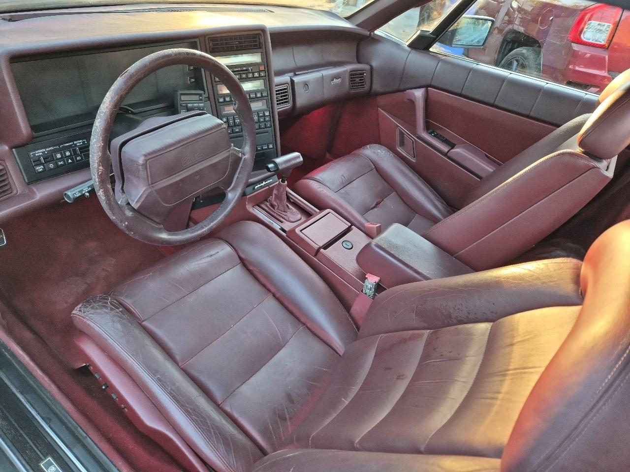 Cadillac Allante Base 1991