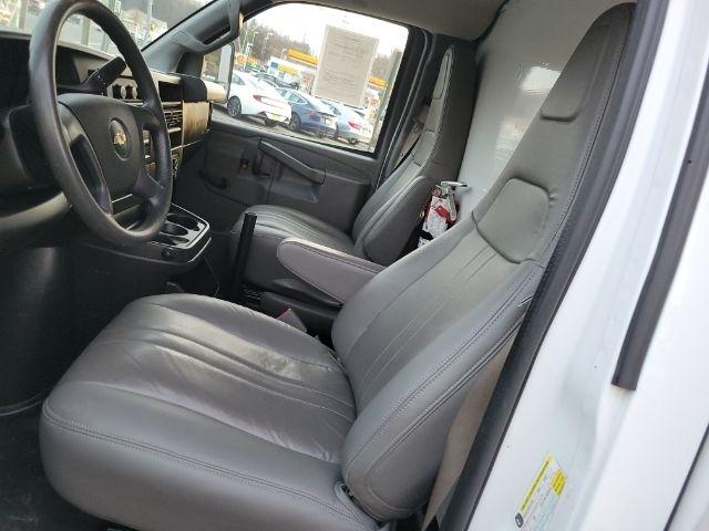 Chevrolet Express Commercial Cutaway 3500 Van 139" 2018