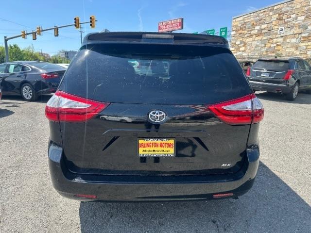 Toyota Sienna XLE Auto Access Seat FWD 7-Passenger (Natl) 2017